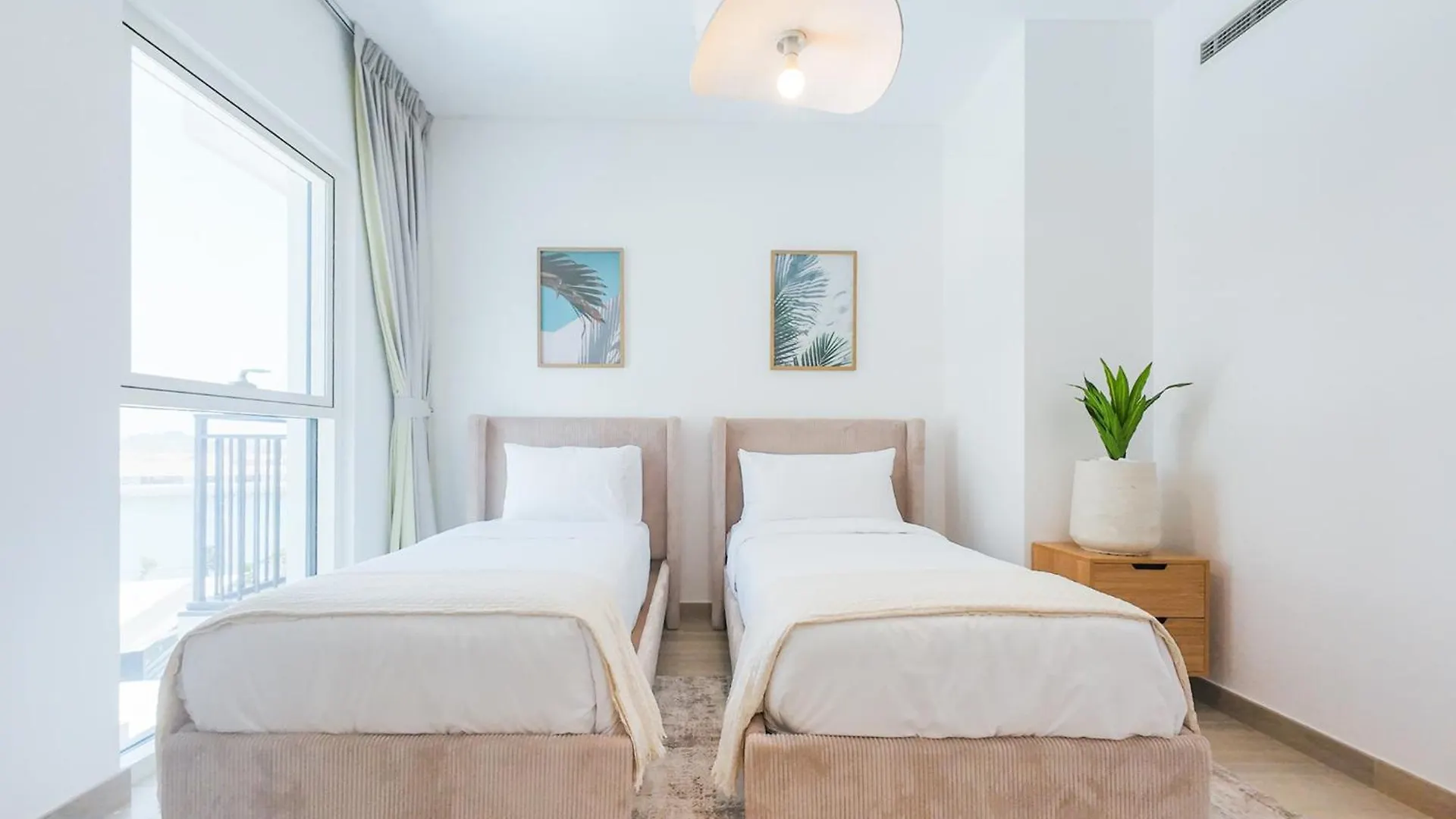 Two Bedroom Apartment By Otolo Homes With Free Yas Theme Park Tickets Αμπού Ντάμπι Ηνωμένα Αραβικά Εμιράτα