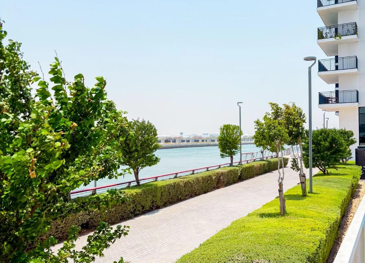 Two Bedroom Apartment By Otolo Homes With Free Yas Theme Park Tickets Αμπού Ντάμπι Ηνωμένα Αραβικά Εμιράτα