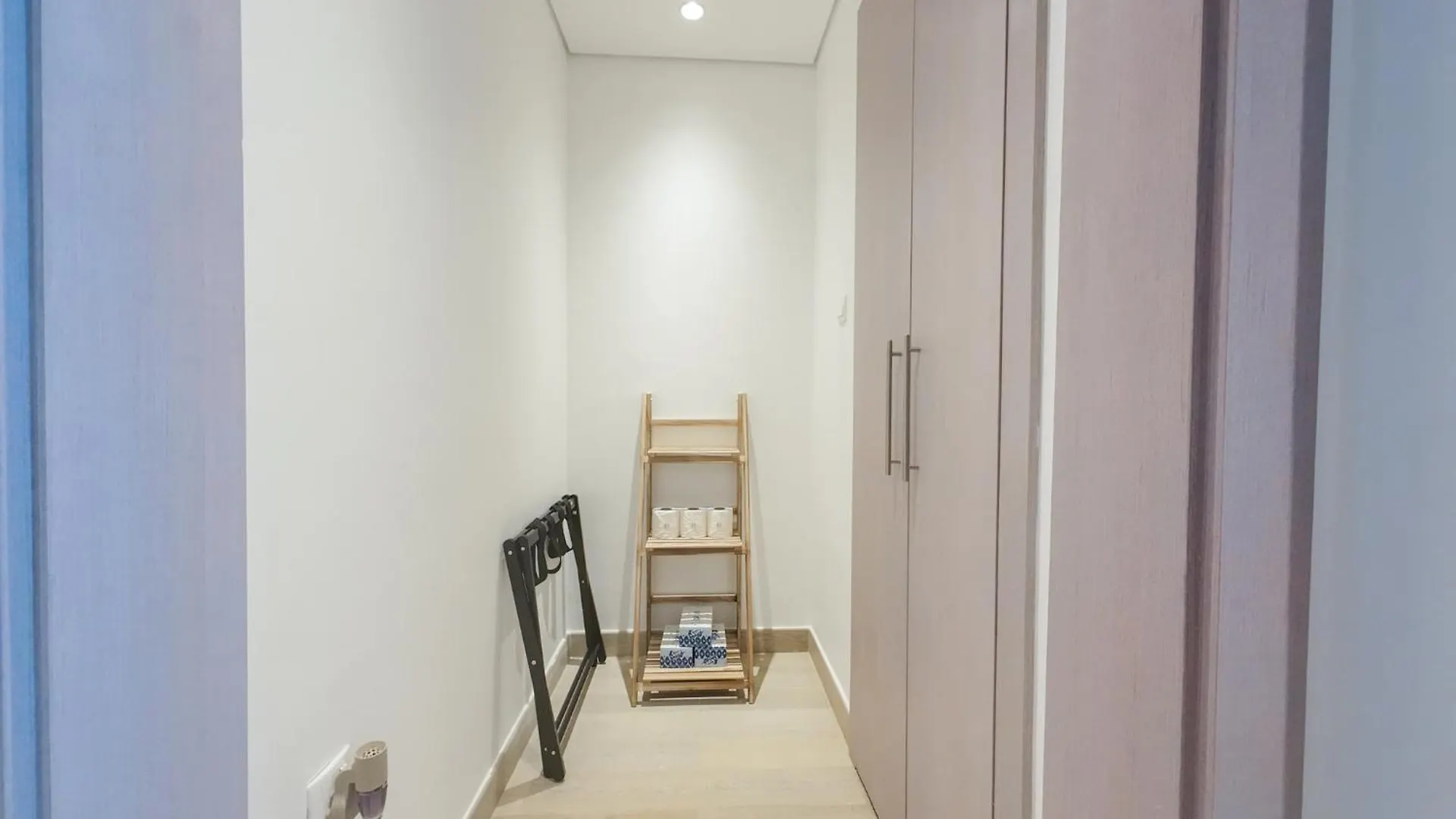 Two Bedroom Apartment By Otolo Homes With Free Yas Theme Park Tickets Abu Dabi 0*,
